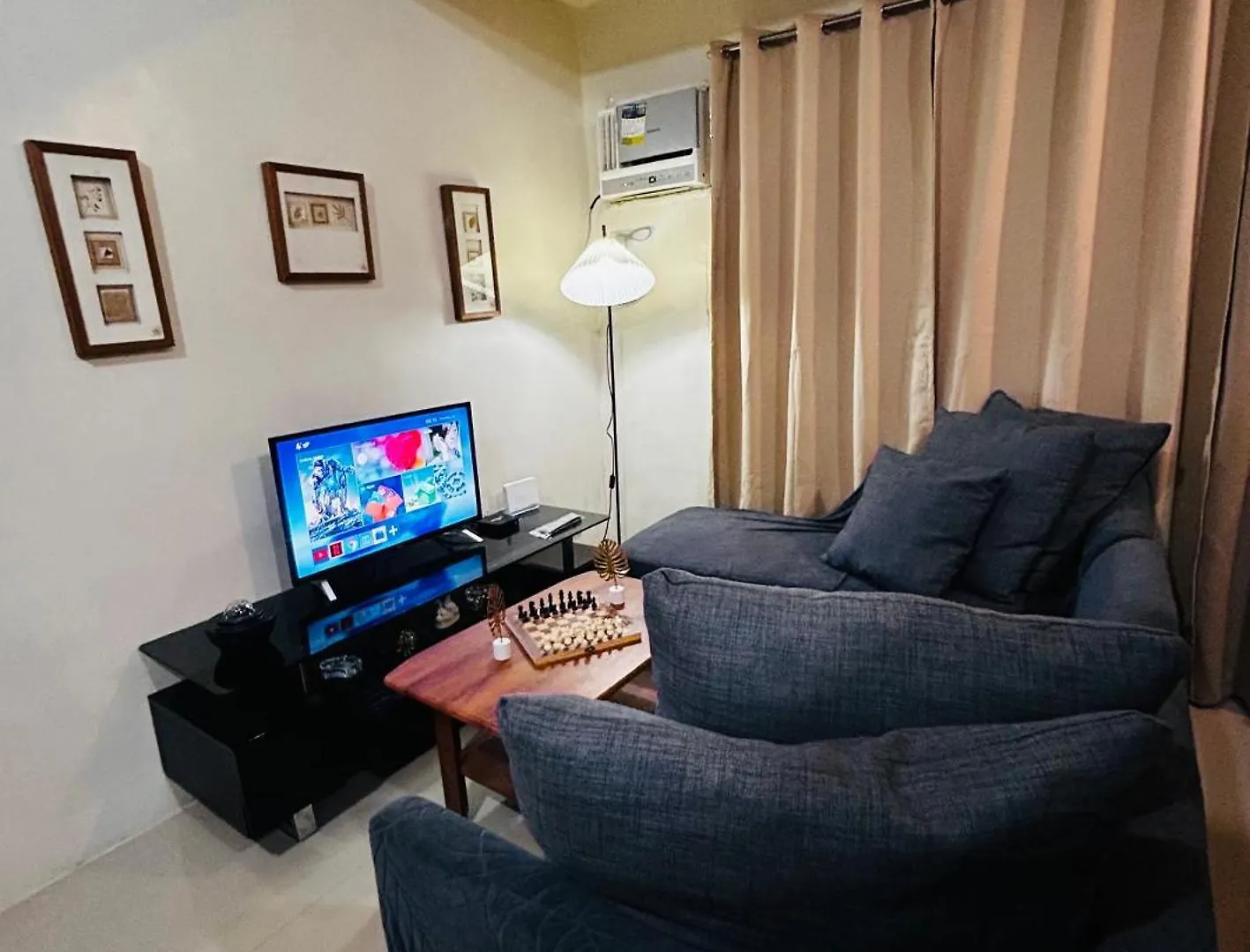 Mikaella'S Beatrix Deluxe Aparthotel Paranaque City